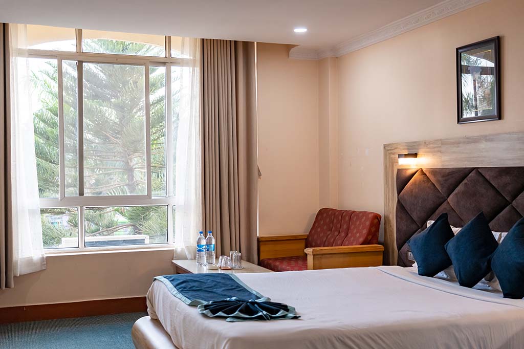 Best Hotel Opera in Kanchanpur Shuklaphata National Park