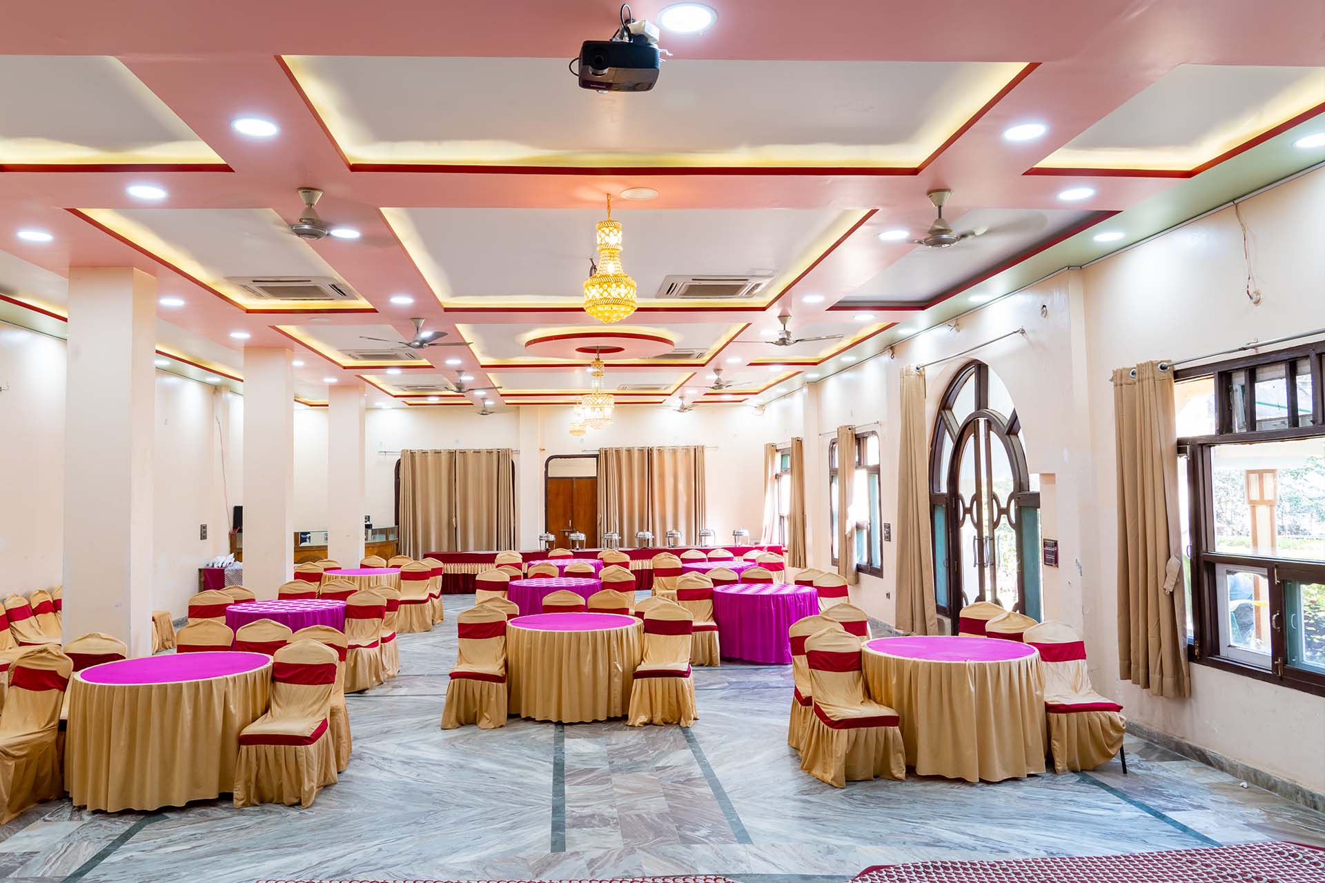 Best Hotel Opera in Kanchanpur Shuklaphata National Park